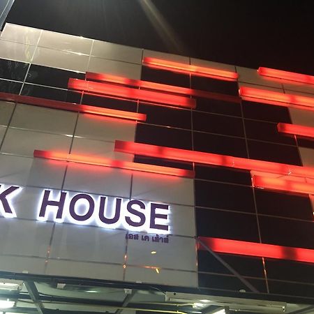 S.K.Airport Chiang Mai Exterior foto